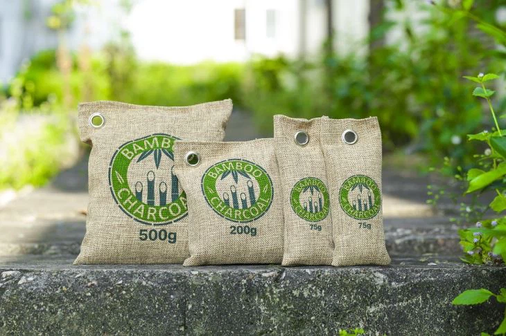 Domače naravne vrečice za čiščenje zraka iz bambusovega oglja